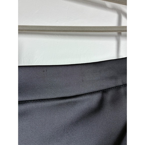 Tadashi Shoji Stretchy Satin Pencil Skirt Black Size 14 Quiet Luxury Minimalist - Picture 2 of 9